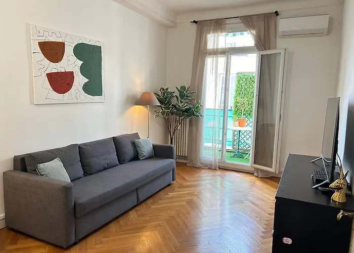 Appartement 4 Chambres Face Gare Nice-Ville